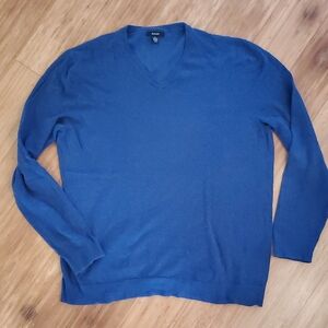 Alfani Men's V-Neck Sweater in Deep Blue